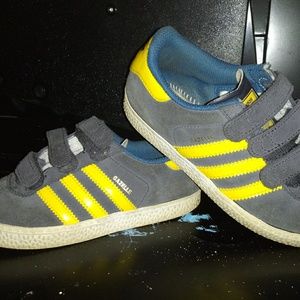 Boys Adidas Tennis Shoes(toddler)